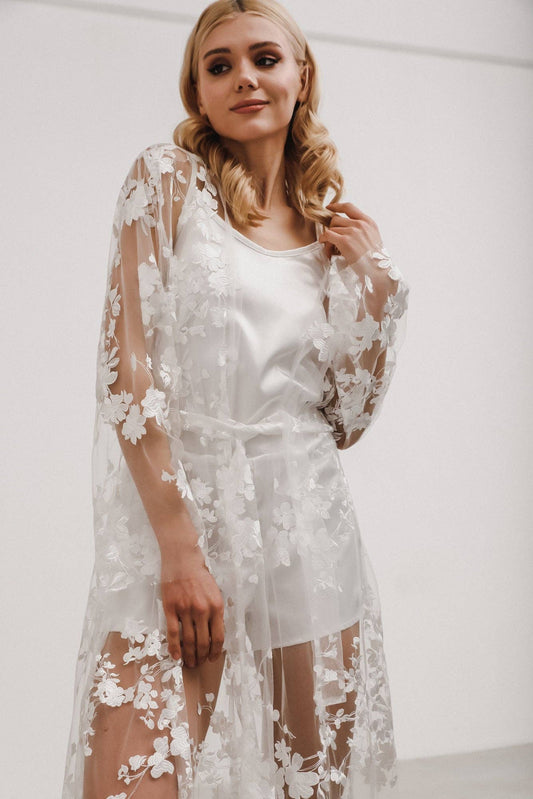 Ivy Lace Robe