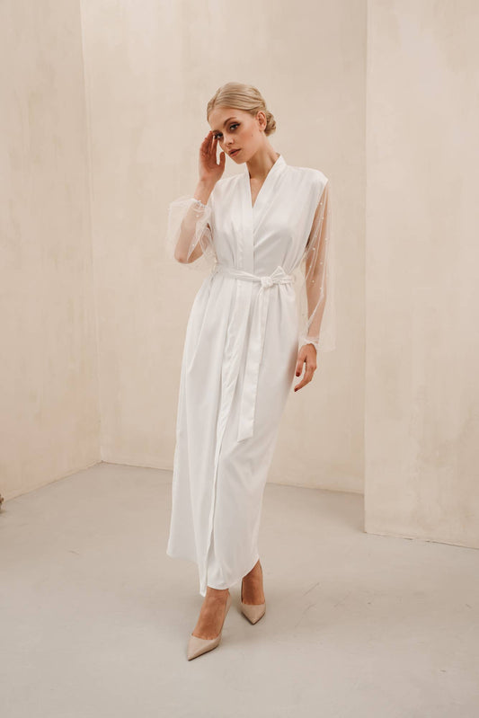 GRWM (Get Ready With Me) Bridal Robe